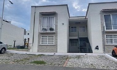 D020 RENTA DEPARTAMENTO VILLAS SANTIGO CERCA DE TODO SEMIAMUEBLADO