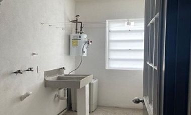 D020 RENTA DEPARTAMENTO VILLAS SANTIGO CERCA DE TODO SEMIAMUEBLADO