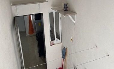 D020 RENTA DEPARTAMENTO VILLAS SANTIGO CERCA DE TODO SEMIAMUEBLADO