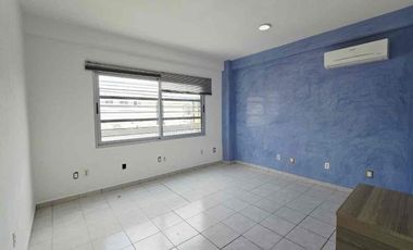 Edificio en venta cerca de la av central