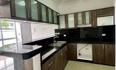 KENNEDY NORTE-NORTE DE GUAYAQUIL, Alquilo Departamento 3 dormitorios $900.