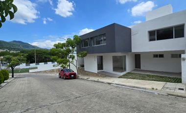 CASA EN RENTA, RESIDENCIAL PUNTA DIAMANTE, 3 RECS + SERV, TUXTLA GUTIERREZ