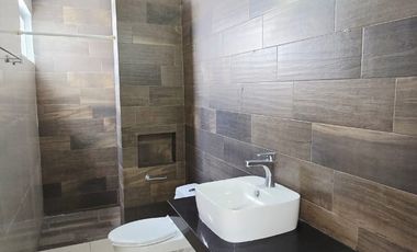 CASA EN RENTA, RESIDENCIAL PUNTA DIAMANTE, 3 RECS + SERV, TUXTLA GUTIERREZ