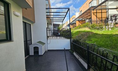 VENDO CASA CONSTRUCION RECIENTE  RODEADA DE NATURALEZA EN CONJUNTO CERRADO EN LA FLORIDA, MANIZALES