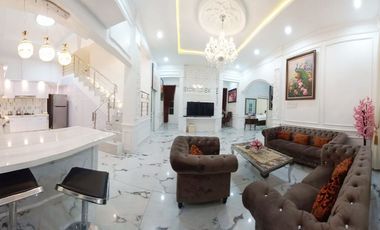 Sewa Villa di Kota Batu (Rp.1.700.000 /Malam) Dekat Alun-Alun Kota Batu, Museum Angkut, Jatim Park 1