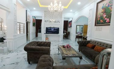 Sewa Villa di Kota Batu (Rp.1.700.000 /Malam) Dekat Alun-Alun Kota Batu, Museum Angkut, Jatim Park 1