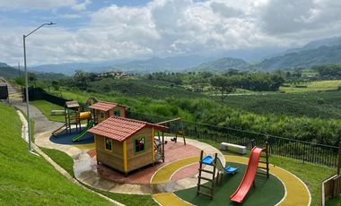 VENDO CASA ALTOVERDE, CHINCHINA, CALDAS.