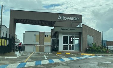 VENDO CASA ALTOVERDE, CHINCHINA, CALDAS.