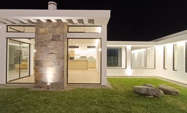 Hermosa casa de estreno en Condominio La Quebrada en Cieneguilla