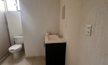 RENTA DE CASA AMUEBLADA EN ZONA SUR 4 RECAMARAS
