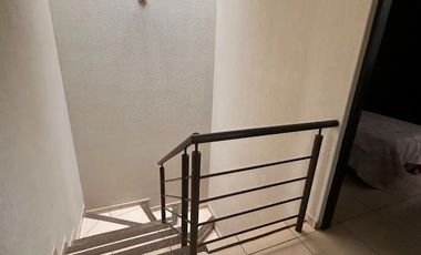 RENTA DE CASA AMUEBLADA EN ZONA SUR 4 RECAMARAS