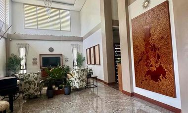 Beautiful modern Fairway Villa Manila Southwoods