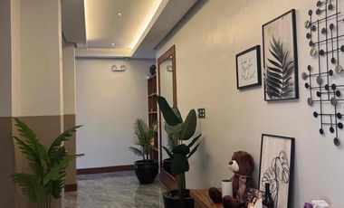 Beautiful modern Fairway Villa Manila Southwoods