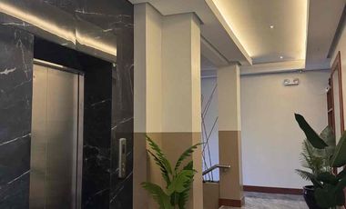 Beautiful modern Fairway Villa Manila Southwoods