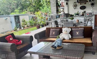 Beautiful modern Fairway Villa Manila Southwoods