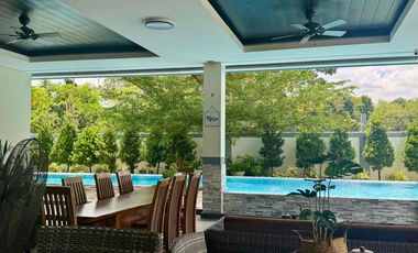 Modern Asian Style Fairway Villa