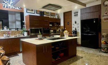 Asian Style Fairway Villa