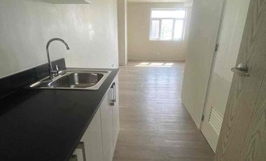 FOR RENT BARE UNIT AT VISTA GL TAFT