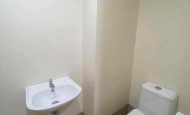 FOR RENT BARE UNIT AT VISTA GL TAFT