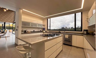 Casa amoblada en arriendo en Guarne, Antioquia