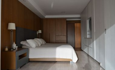 🏙️En Venta Penthouse Dúplex de 3 Dormitorios con Terraza y Vista al Río Tomebamba - Paseo 3 de Noviembre / Zona Rosa