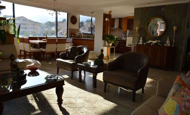 🏙️En Venta Penthouse Dúplex de 3 Dormitorios con Terraza y Vista al Río Tomebamba - Paseo 3 de Noviembre / Zona Rosa