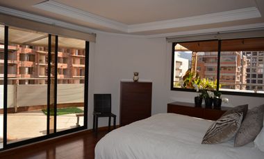 🏙️En Venta Penthouse Dúplex de 3 Dormitorios con Terraza y Vista al Río Tomebamba - Paseo 3 de Noviembre / Zona Rosa