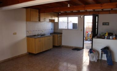 COMPLEJO 4 DUPLEX Y GALPÓN DE 200m² - HURLINGHAM