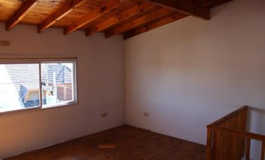 COMPLEJO 4 DUPLEX Y GALPÓN DE 200m² - HURLINGHAM