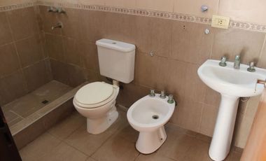 COMPLEJO 4 DUPLEX Y GALPÓN DE 200m² - HURLINGHAM