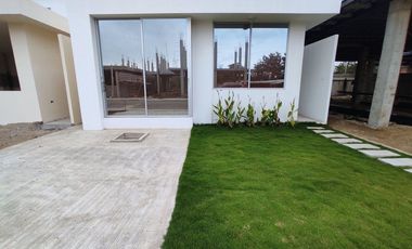 casa en urbanizacion de venta en portoviejo