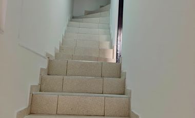 SE VENDE CASA DE TRES PLANTAS INDEPENDIENTES  EN SAMARIA 1