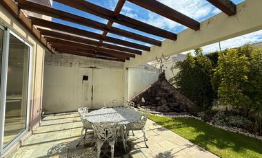 CASA EN RENTA EN BOSQUES DE METEPEC AMUEBLADA O SIN AMUEBLAR