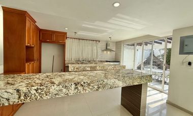 CASA EN RENTA EN BOSQUES DE METEPEC AMUEBLADA O SIN AMUEBLAR