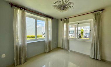 CASA EN RENTA EN BOSQUES DE METEPEC AMUEBLADA O SIN AMUEBLAR