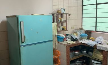 VENTA DE CASA EN URB. PANAMERICANA NORTE. 434 M2. 3 PISOS MAS AZOTEA. A UNA CUADRA DE LA AUTOPISTA PANAMERICANA NORTE.