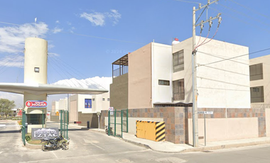 CASA EN VENTA EN RESIDENCIAL IZTAC CHALCO EDO MEX