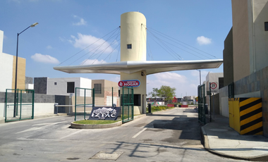 CASA EN VENTA EN RESIDENCIAL IZTAC CHALCO EDO MEX