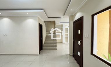 Casa en Venta en Oro City 1, Machala