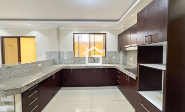 Casa en Venta en Oro City 1, Machala