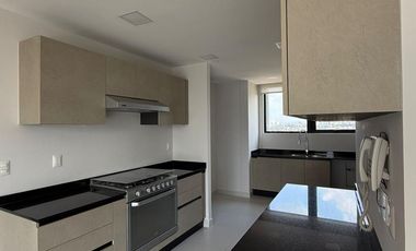 Departamento en renta Bosque Real.