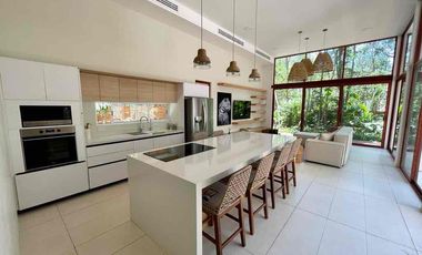 Venta de casa en senderos!