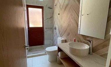 Venta de casa en senderos!