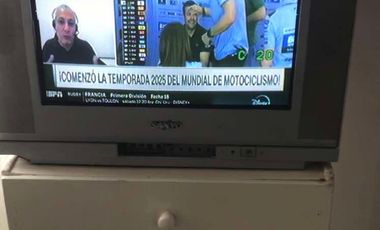 ALQUILO ARMÓNICO MONOAMBIENTE CÉNTRICO! MENDOZA  CIUDAD - JUNIO