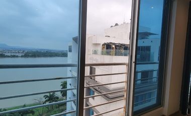 ALQUILER LUJOSO PENTHOUSE EN RIVER TOWERS, PRIMEROS KMS VIA A SAMBORONDON