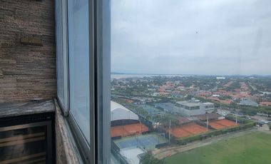 ALQUILER LUJOSO PENTHOUSE EN RIVER TOWERS, PRIMEROS KMS VIA A SAMBORONDON