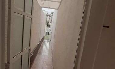 RENTA DE CASA EN PALMARES, CERCA DEL FRAY JUNIPERO Y PASEO DE LA REPUBLICA