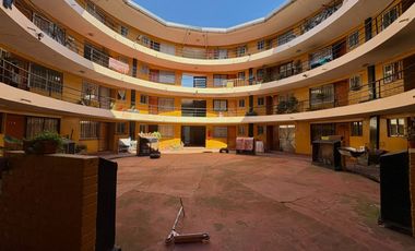 Miraflore Alto, con patio y estacionamiento