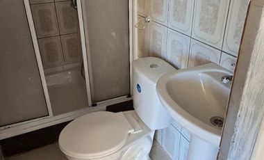 Miraflore Alto, con patio y estacionamiento