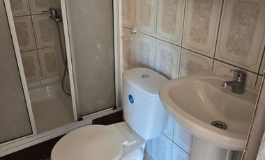 Miraflore Alto, con patio y estacionamiento